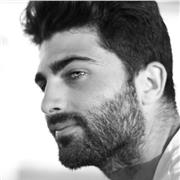 Titulado con C1 por Cambridge, ofrece clases particulares de inglés